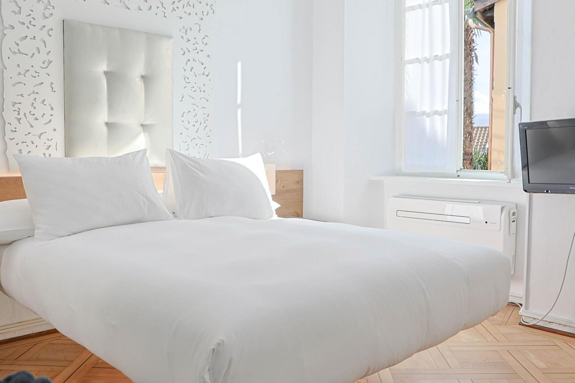 Caffe Dell'Arte Boutique Rooms Локарно Екстериор снимка