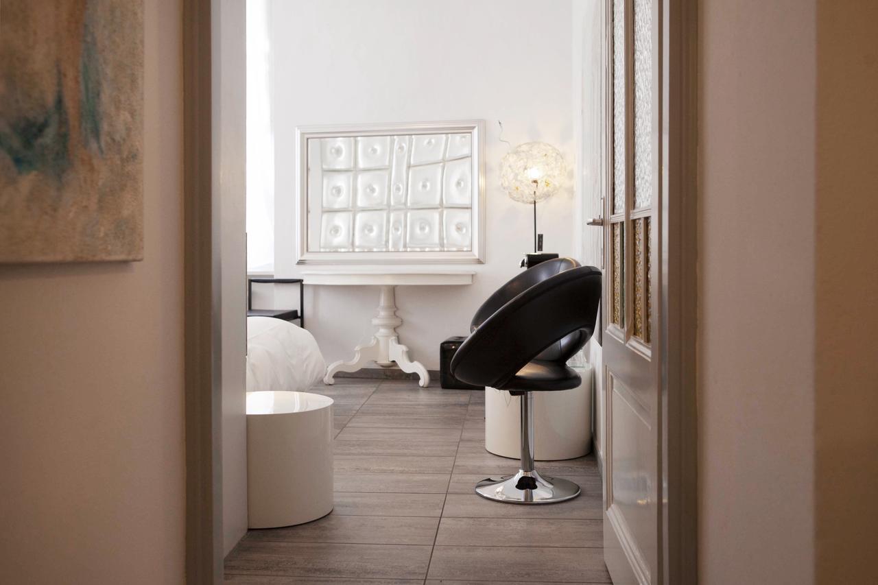 Caffe Dell'Arte Boutique Rooms Локарно Екстериор снимка