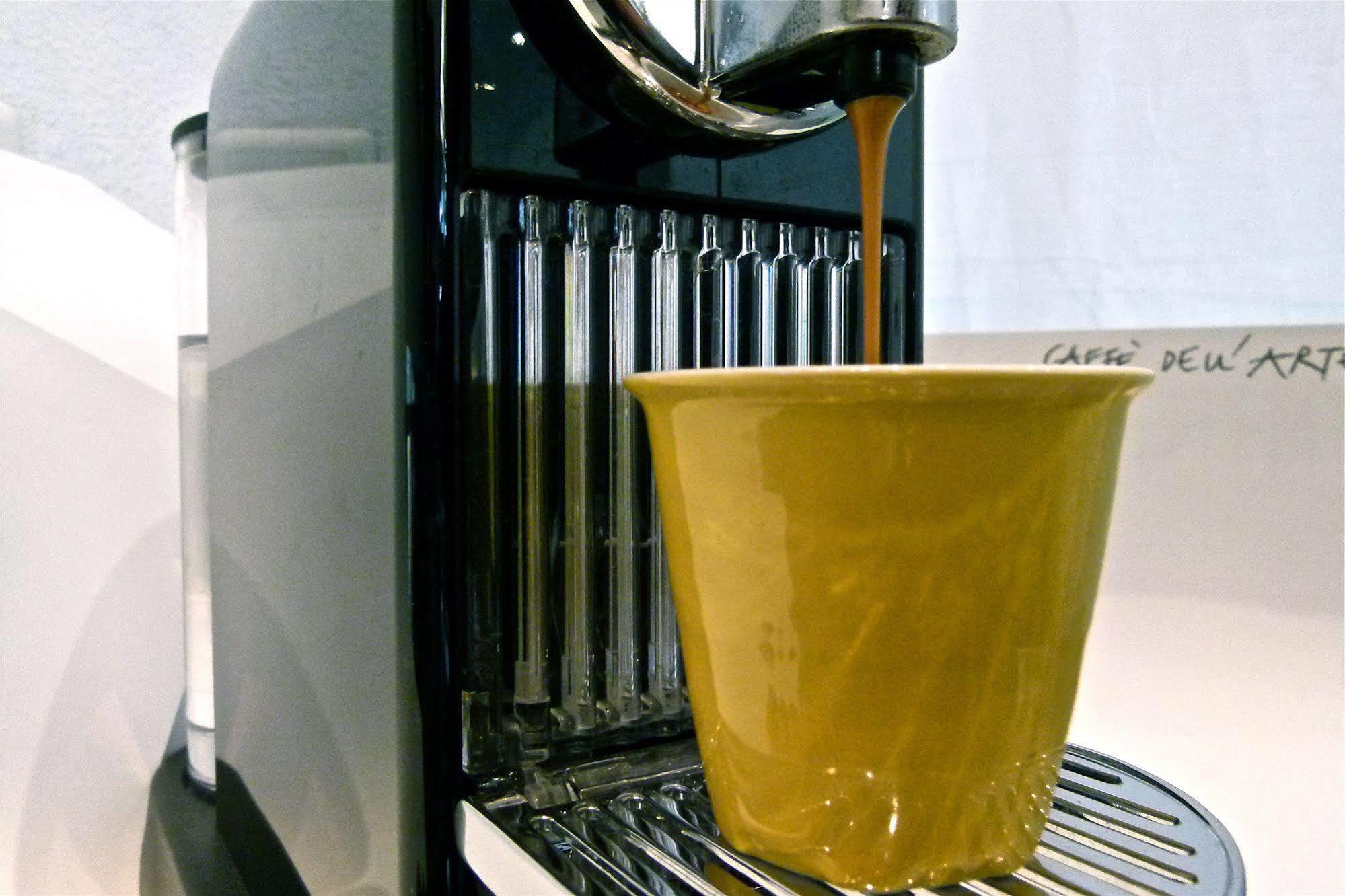Caffe Dell'Arte Boutique Rooms Локарно Екстериор снимка