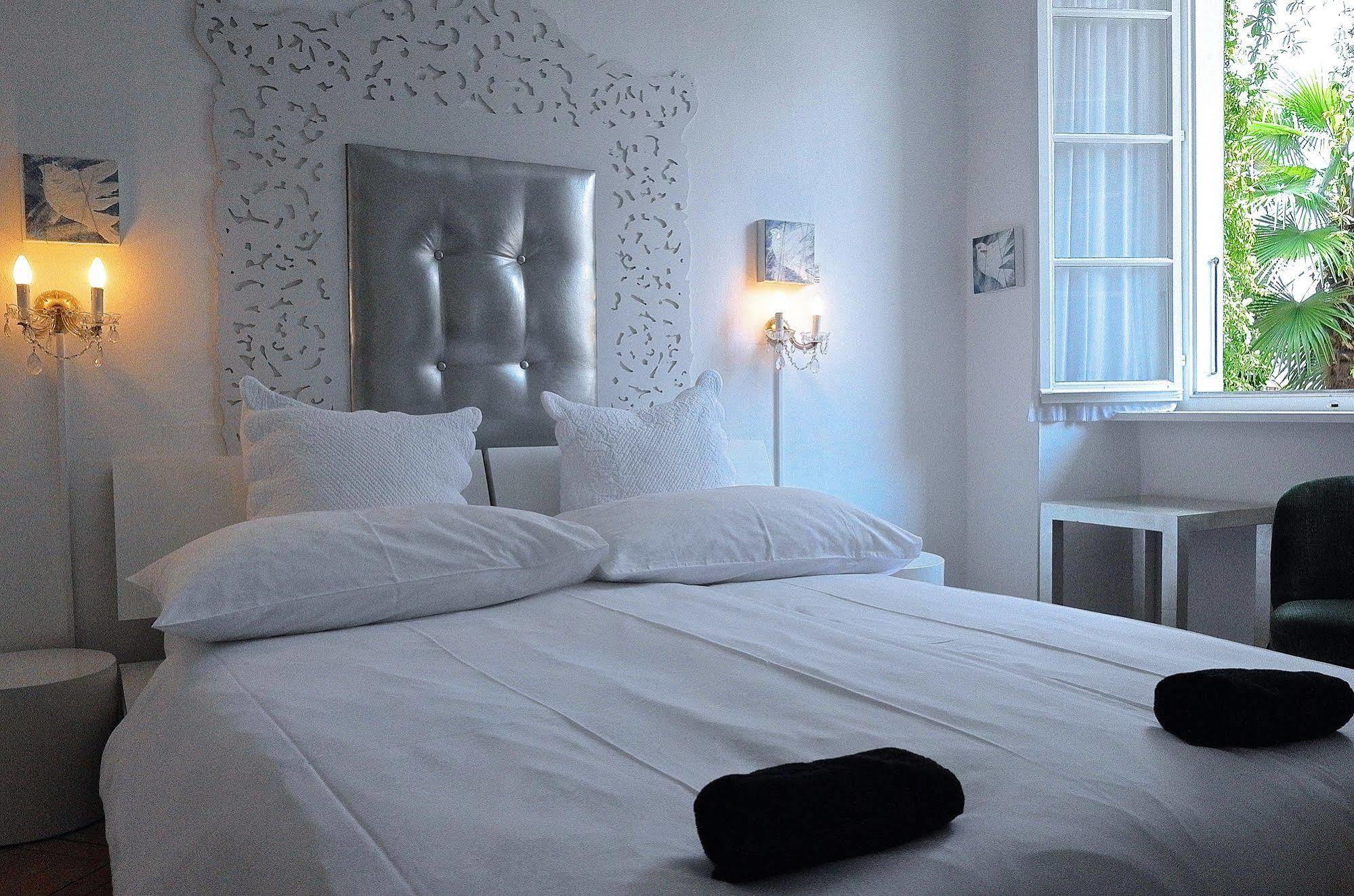 Caffe Dell'Arte Boutique Rooms Локарно Екстериор снимка